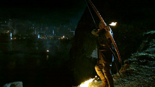 Game of Thrones T02E09. Bronn y el fuego.